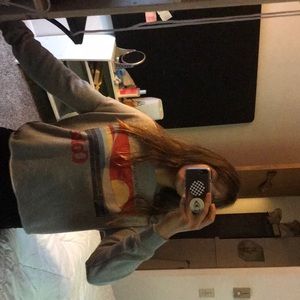 Loose and thin comfy long sleeved shirt